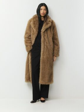 Cortina Coat - Arctic Faux Fur